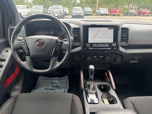 Used 2024 Nissan Frontier PRO-4X w/ Technology Package AWD/4WD image 3