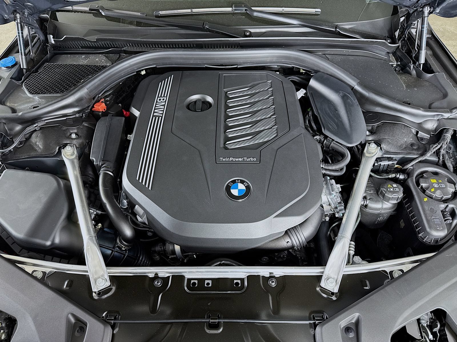 Used 2026 BMW 840i RWD image 32