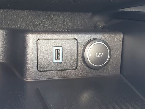 Used 2020 Ford Escape SE FWD image 22