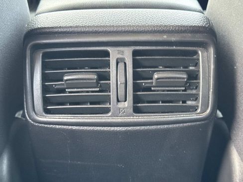 Certified 2021 Nissan Rogue Sport S FWD image 16