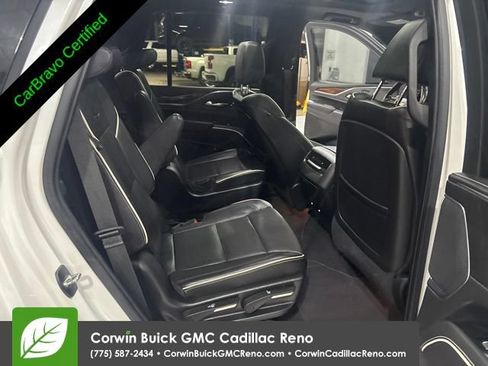 Used 2021 Cadillac Escalade Premium Luxury AWD/4WD image 37
