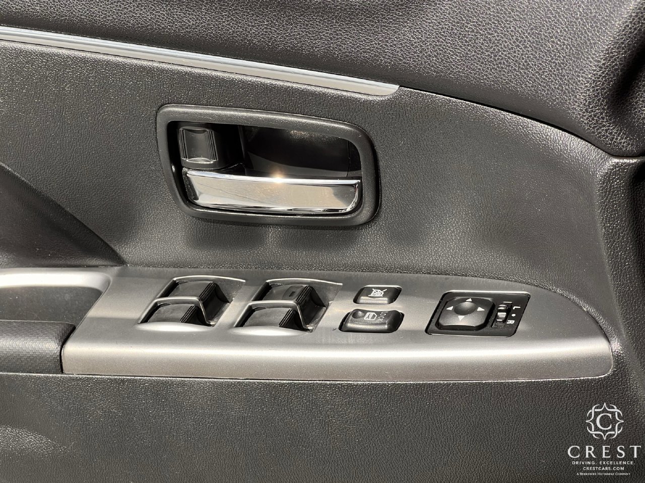 Used 2018 Mitsubishi Outlander Sport SE FWD image 21