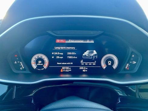 Used 2020 Audi Q3 2.0T Prestige w/ Prestige Package image 16