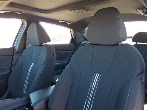 New 2026 Hyundai Elantra SEL Sport image 13