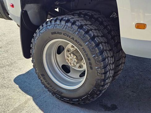 Used 2019 GMC Sierra 3500 SLE image 9