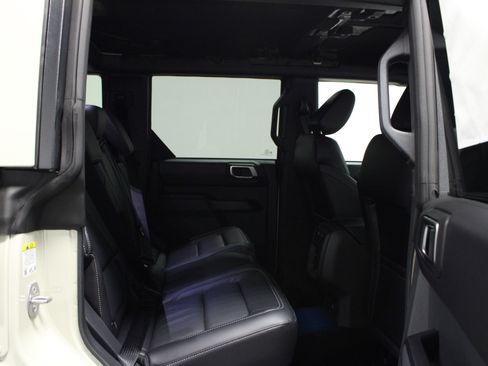 New 2026 Ford Bronco Outer Banks AWD/4WD image 15