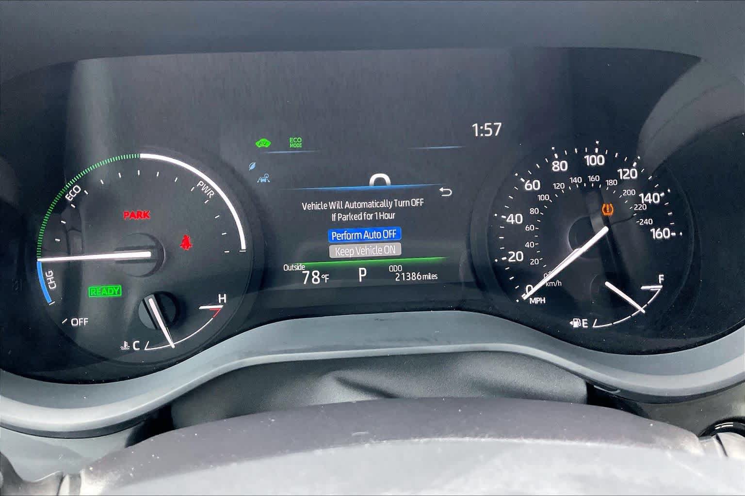 Used 2025 Toyota Sienna XLE FWD image 25