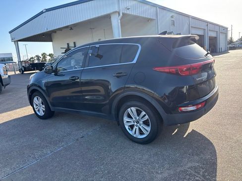 Used 2017 Kia Sportage LX AWD/4WD image 7