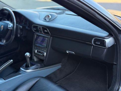 Used 2006 Porsche 911 Carrera S image 8