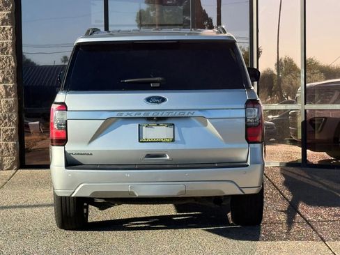 Used 2019 Ford Expedition Platinum image 10