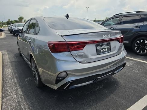 Certified 2023 Kia Forte GT-Line FWD image 12