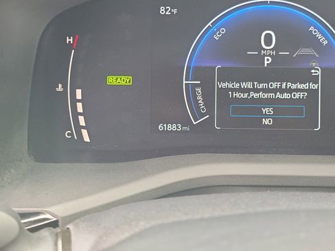 Used 2025 Toyota Camry LE FWD image 25
