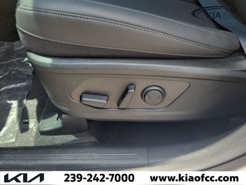 New 2026 Kia Sorento S w/ S Panoramic Sunroof Package AWD/4WD image 21