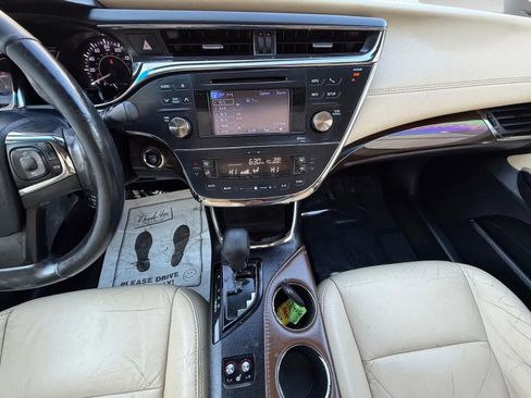 Used 2013 Toyota Avalon XLE Touring image 11