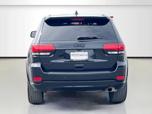 Used 2022 Jeep Grand Cherokee Laredo X AWD/4WD image 6