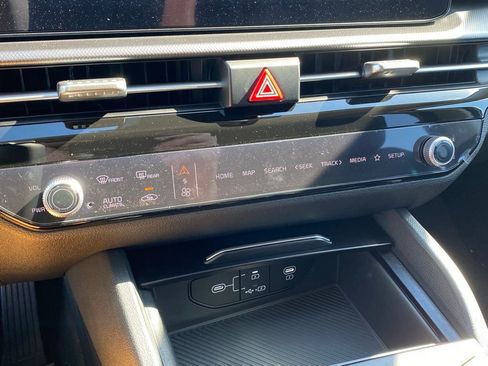 New 2026 Kia Sportage LX image 17