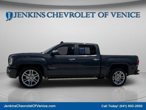 Used 2017 GMC Sierra 1500 Denali w/ Denali Ultimate Package AWD/4WD image 10