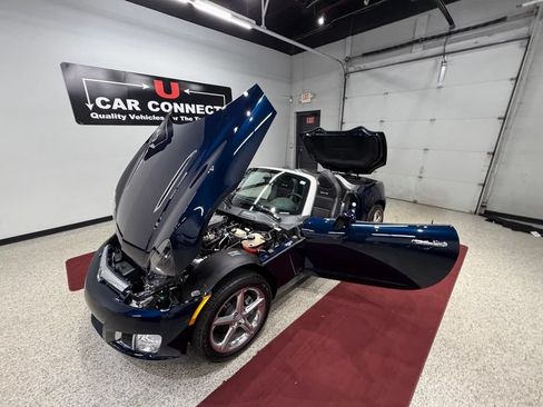Used 2007 Saturn Sky Red Line RWD image 40