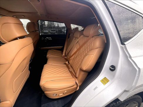 Used 2024 Genesis GV80 3.5T AWD/4WD image 15