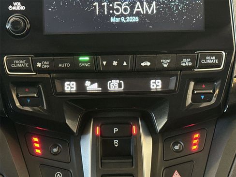 Used 2023 Honda Odyssey EX-L image 17