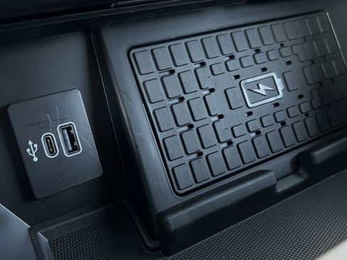 New 2025 Ford F150 Lariat w/ Equipment Group 502A High image 52