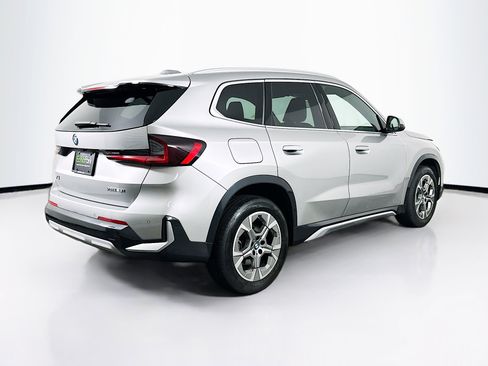 Used 2025 BMW X1 xDrive28i image 9