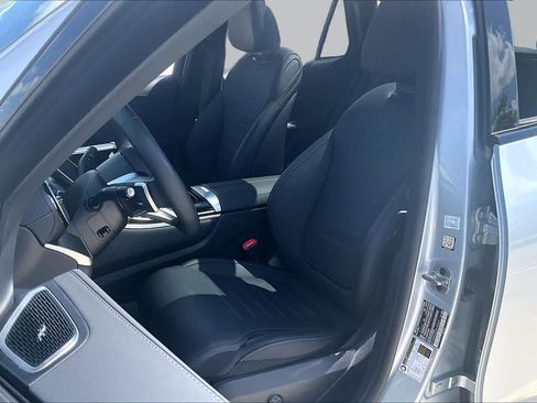 Used 2024 Mercedes-Benz GLC 300 image 7