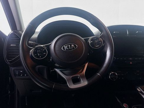 Used 2020 Kia Soul EX FWD image 12