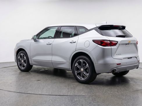 Used 2025 Chevrolet Blazer LT FWD image 6