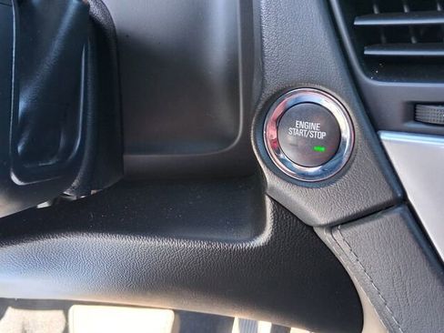 Used 2019 Chevrolet Tahoe Premier AWD/4WD image 16