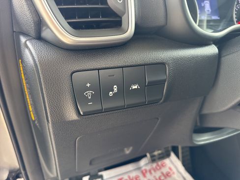 Used 2020 Kia Sportage S image 25