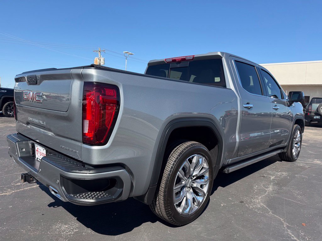 Used 2026 GMC Sierra 1500 Denali w/ Denali Reserve Package AWD/4WD image 3