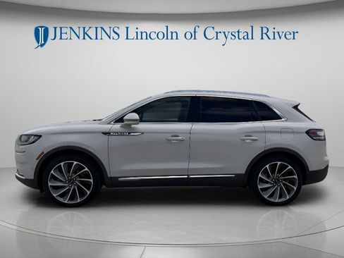 Used 2023 Lincoln Nautilus Reserve w/ Equipment Group 202A AWD/4WD image 11