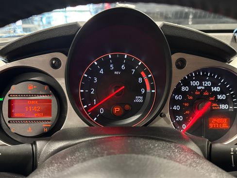 Used 2020 Nissan 370Z Touring Sport image 25