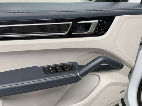 Used 2021 Porsche Cayenne GTS w/ Premium Package Plus image 20