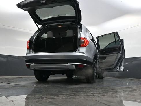 Used 2019 Honda Pilot Touring image 41