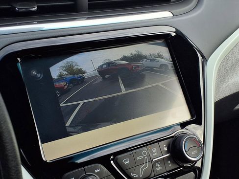 Used 2021 Chevrolet Bolt LT image 6