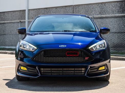 Used 2016 Ford Focus ST FWD image 15
