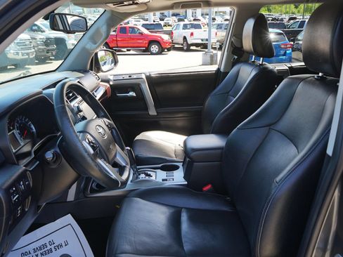 Used 2015 Toyota 4Runner Limited AWD/4WD image 16
