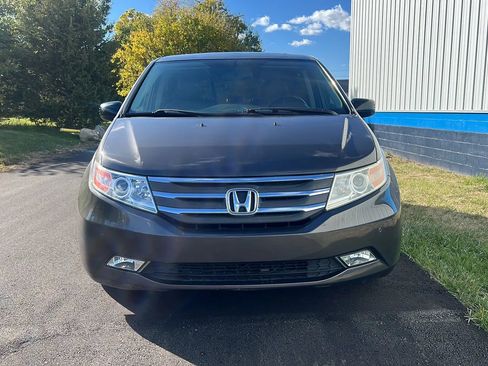 Used 2013 Honda Odyssey Touring image 2