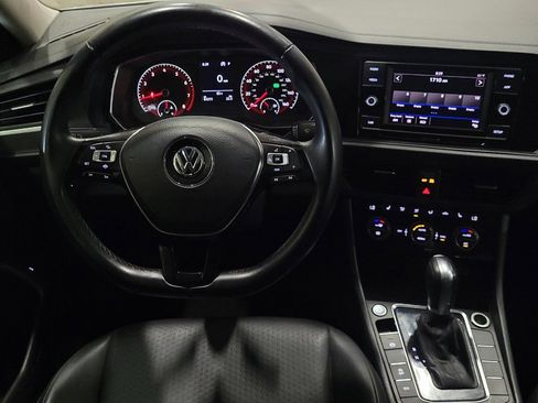 Used 2019 Volkswagen Jetta SE FWD image 22