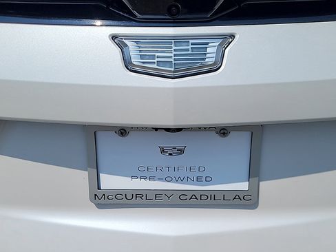 Certified 2025 Cadillac Optiq Luxury 2 w/ LPO, Floor Liner Package AWD/4WD image 29