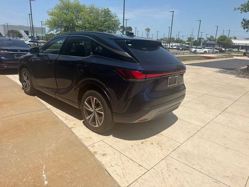 Used 2025 Lexus RX 350 Premium w/ Accessory Package (Z1) FWD image 4