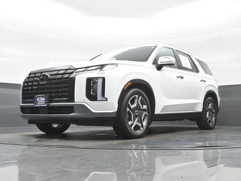 Used 2023 Hyundai Palisade Limited AWD/4WD image 30