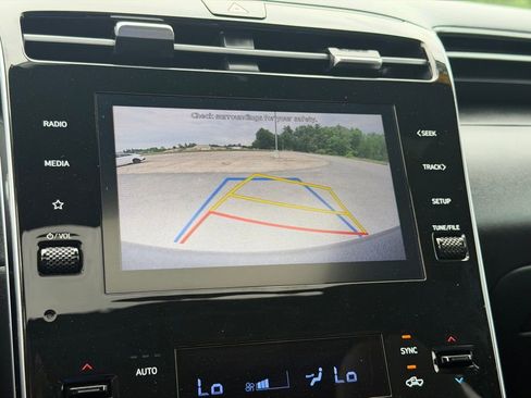 Used 2022 Hyundai Santa Cruz SEL Premium AWD/4WD image 8