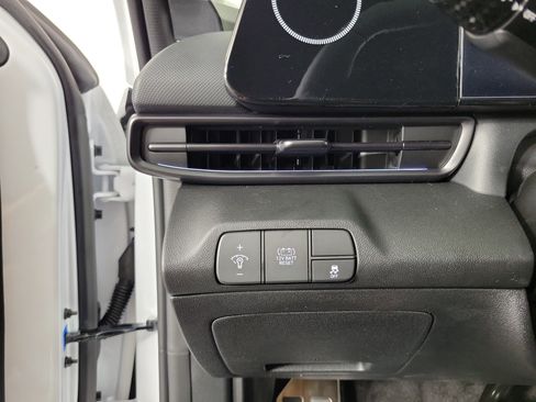 New 2025 Hyundai Elantra SEL w/ Cargo Package image 23