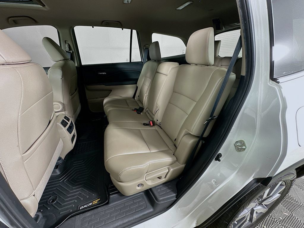 Used 2019 Honda Pilot EX-L image 29