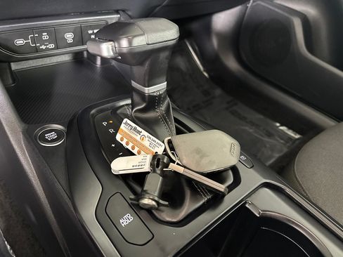 Used 2026 Kia K4 FWD image 17