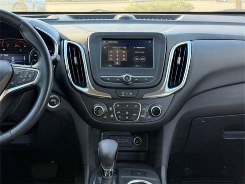 Used 2024 Chevrolet Equinox LT image 14