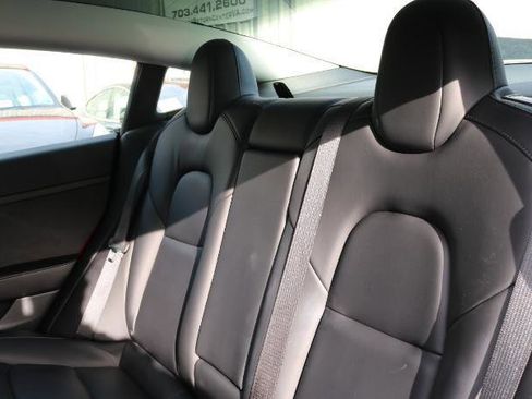 Used 2021 Tesla Model 3 Performance image 19